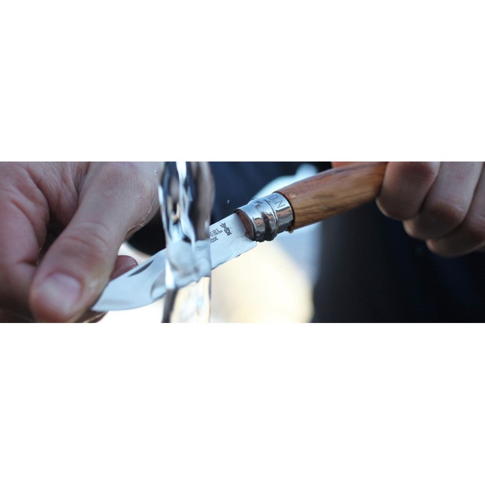 Opinel N°06 roostevabast terasest oliiv